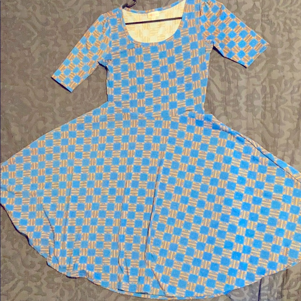 LuLaRoe Nicole size S dress like new hardly worn
